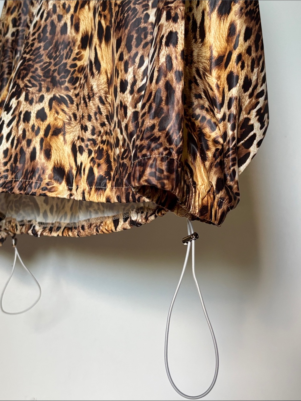 Know One Cares Leopard Print Half-Zip Windbreaker Hoodie Size Small - Picture 5 of 8